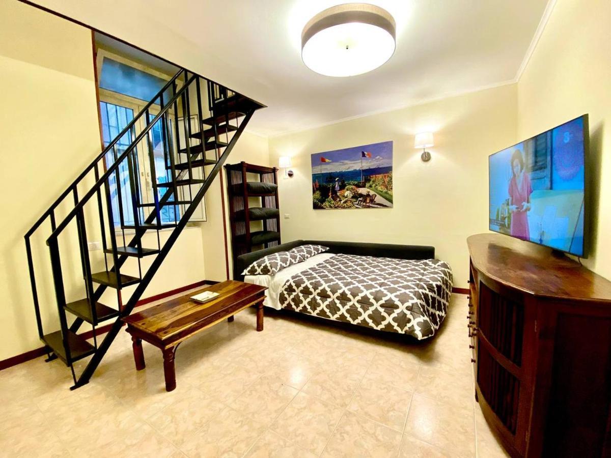 Your Central Wide Place - Min 31 Days Napoli Ngoại thất bức ảnh
