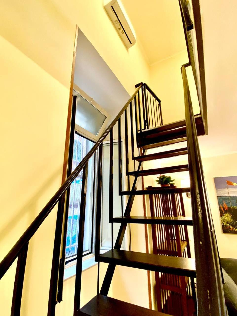 Your Central Wide Place - Min 31 Days Napoli Ngoại thất bức ảnh
