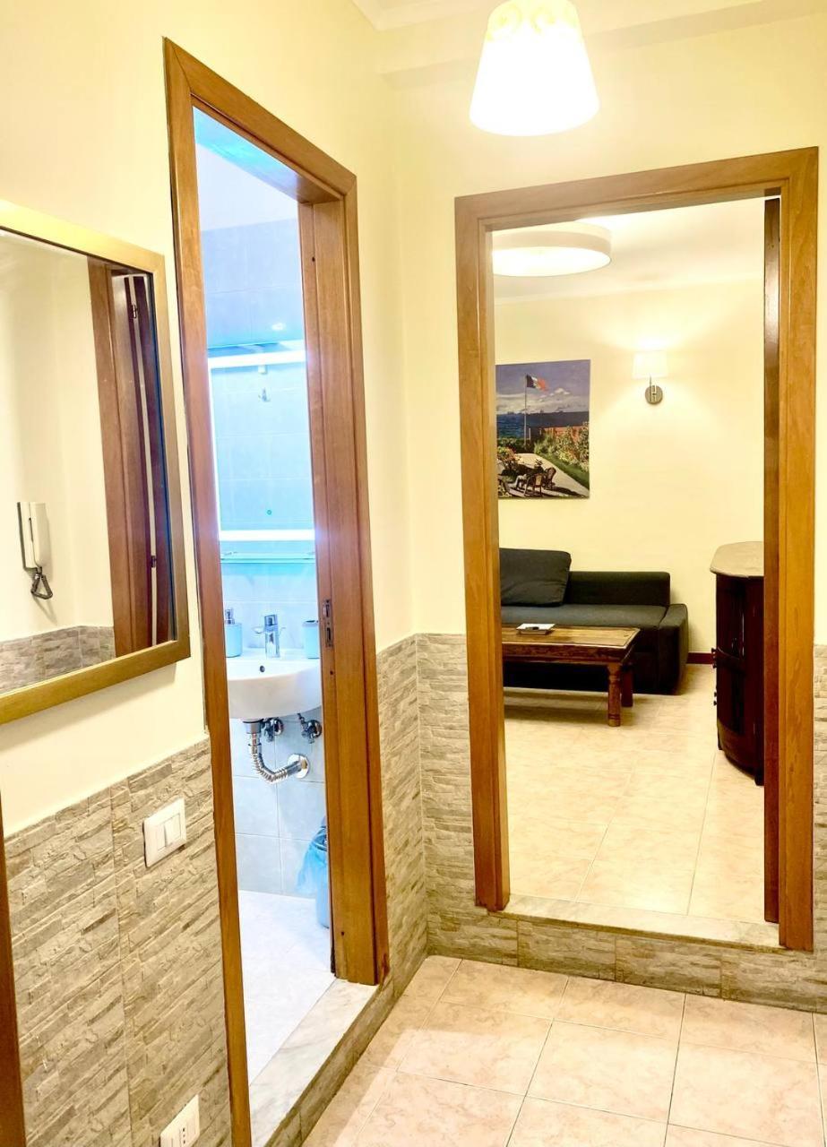 Your Central Wide Place - Min 31 Days Napoli Ngoại thất bức ảnh