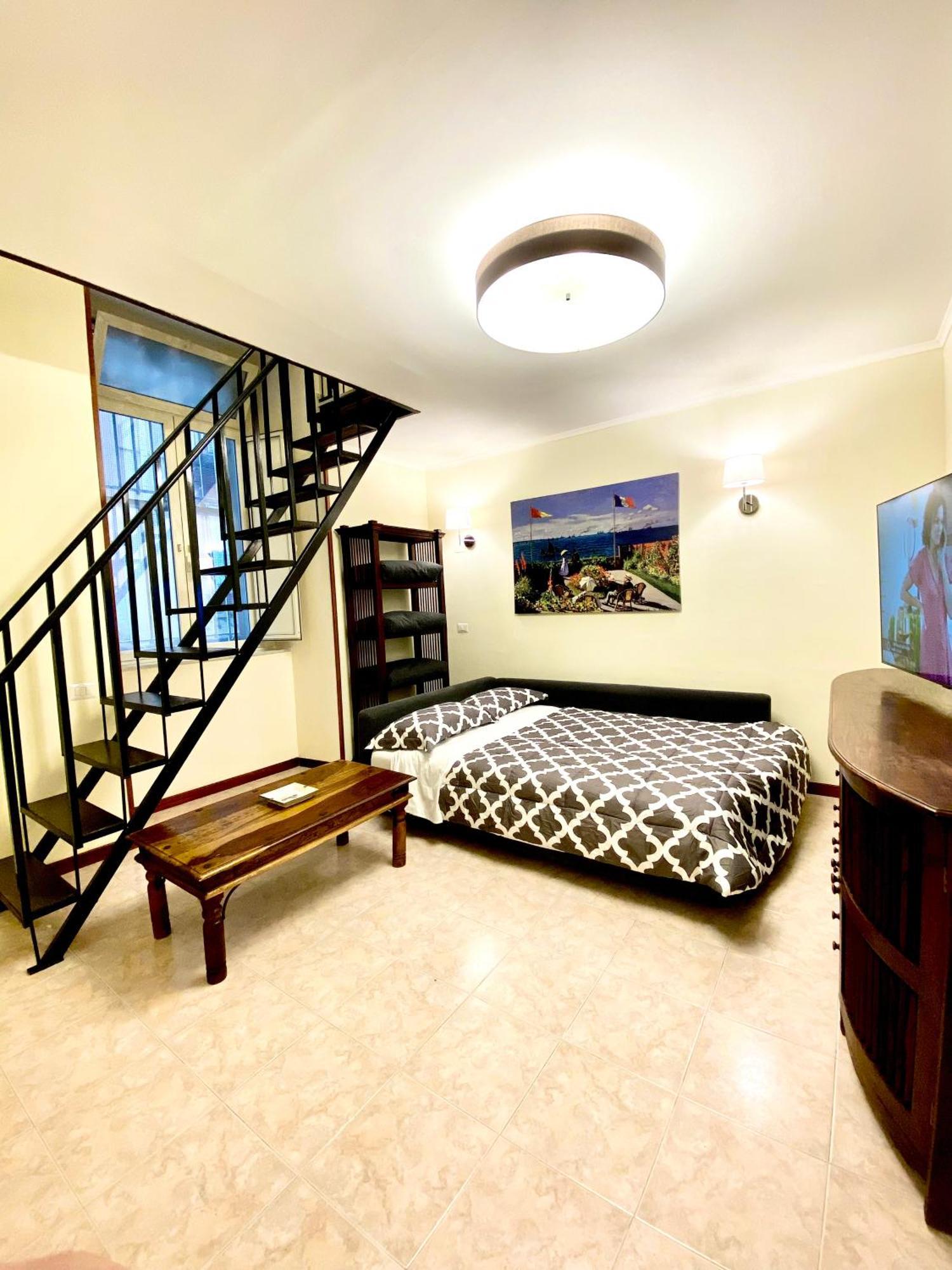 Your Central Wide Place - Min 31 Days Napoli Ngoại thất bức ảnh